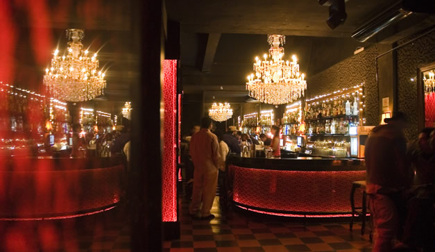 Tragos a granel (Foto: Roberto Beltr�n)