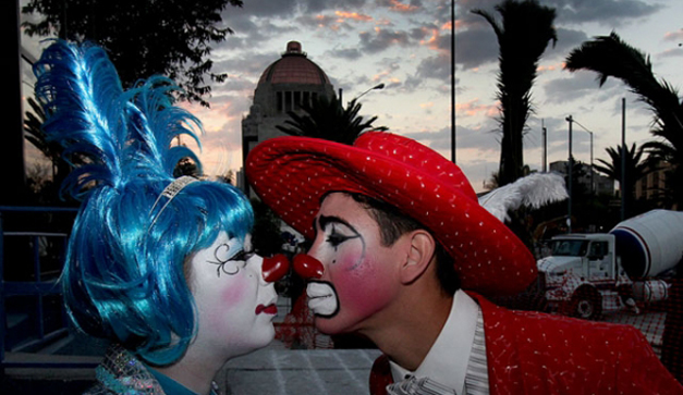 besos-y-payasos.jpg