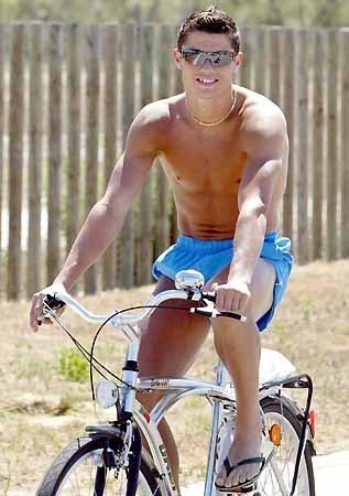 Cristiano Ronaldo Cristiano Ronaldo